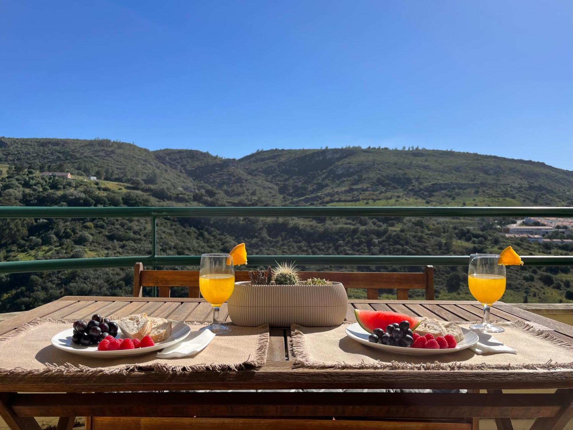 Casa Do Mar - Sea View - Wifi - Barbecue Apartment Sesimbra Exterior photo